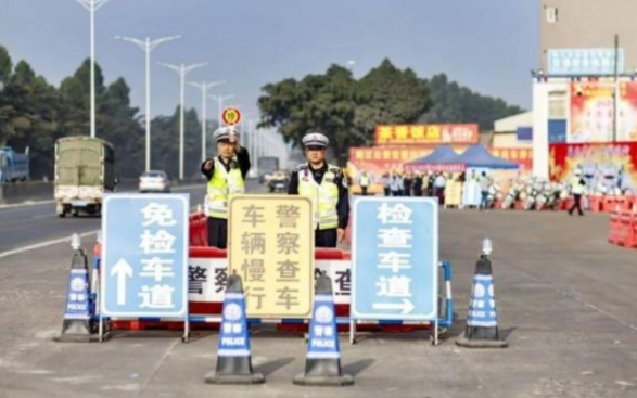 智慧交通萌芽 保障群众出行安全效果图