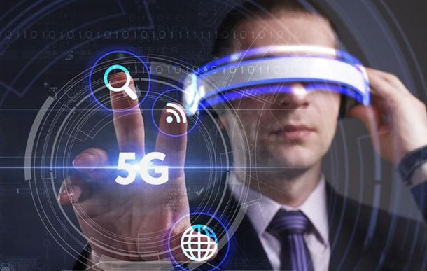  简述5G与人工智能如何协同合作。效果图